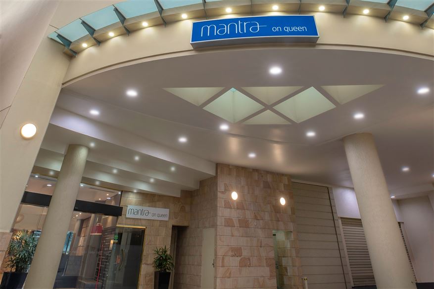 Mantra-on-Queen-Brisbane-Exterior